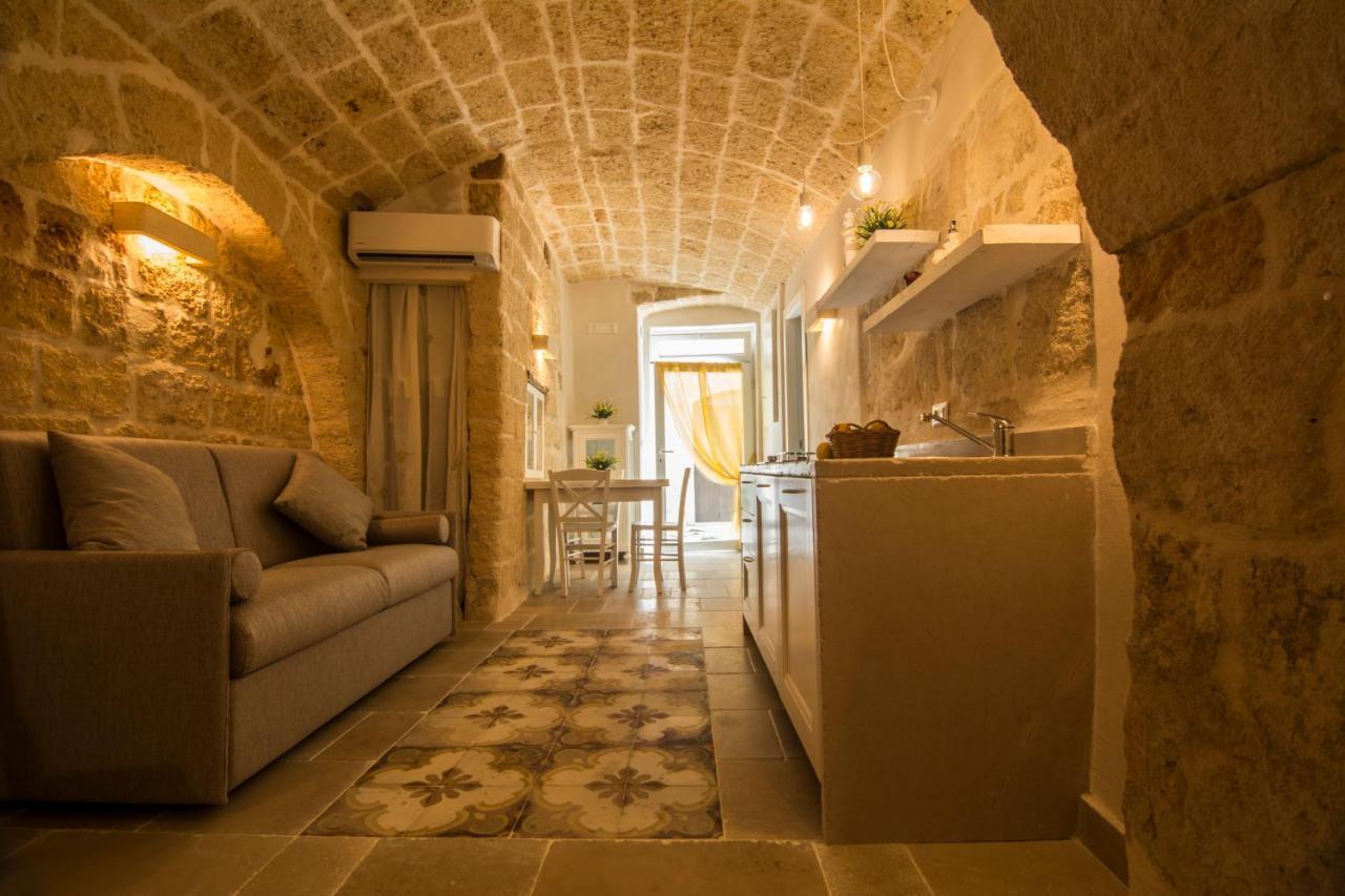 Dimore Del Borgo Antico - Il Sottano Monopoli Εξωτερικό φωτογραφία